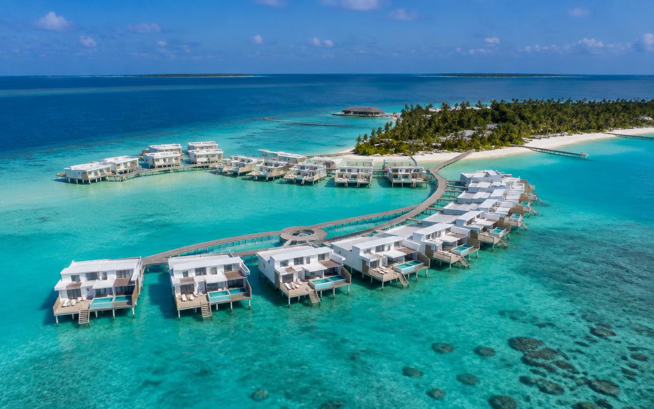 Luxury Resort & Hotel